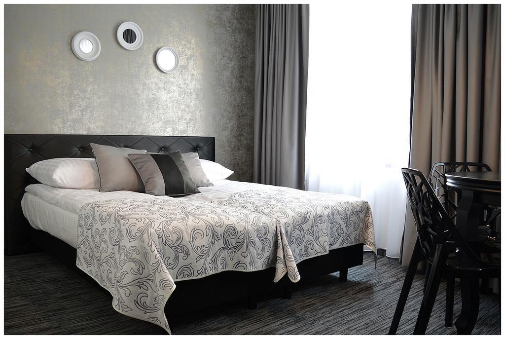 Apartamenty Roze I Zen Stary Toruń Rom bilde